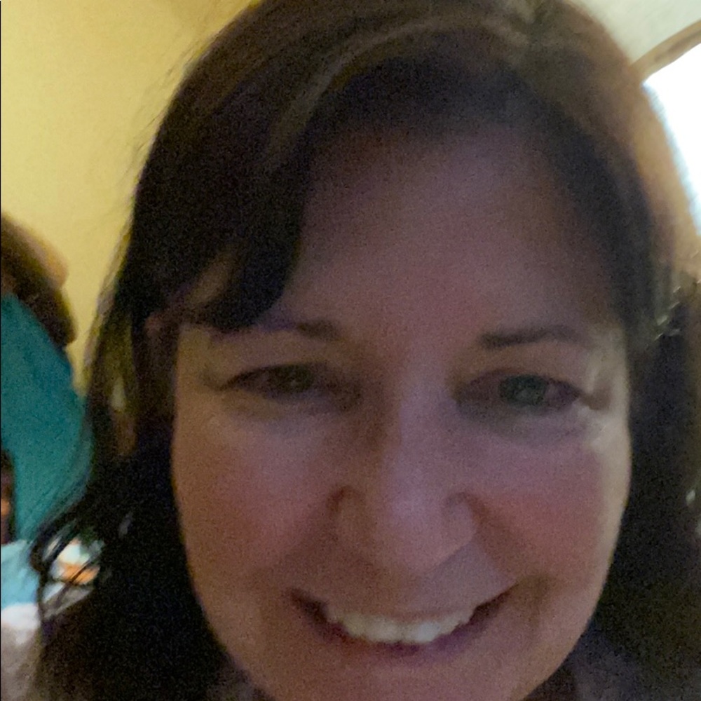 Meet your Posher, Amy